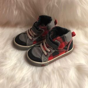 See Kai Run Buffalo Plaid High-tops sz 5.5